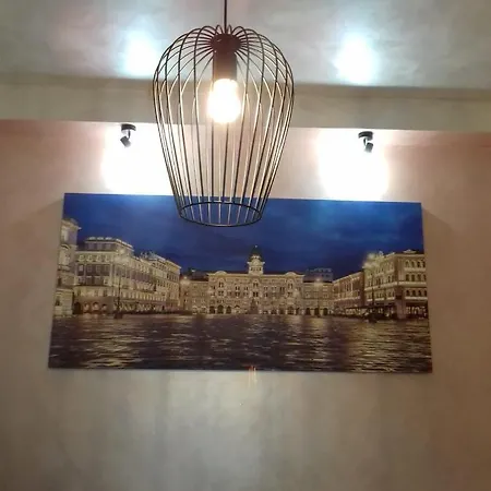 La Maison De Lulu * Τεργέστη